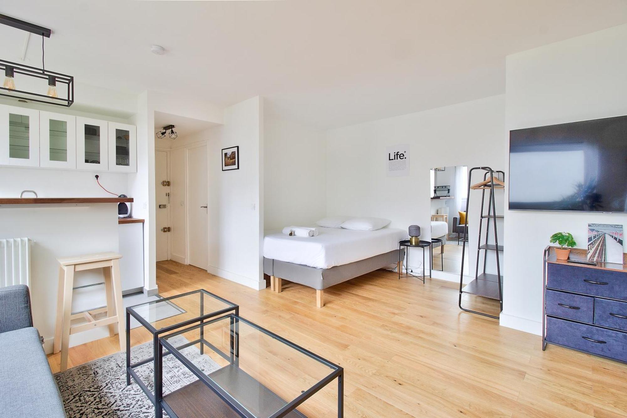 T2 Moderne Proche Du Sacre-coeur Et Gare Du Nord Apartment Paris
