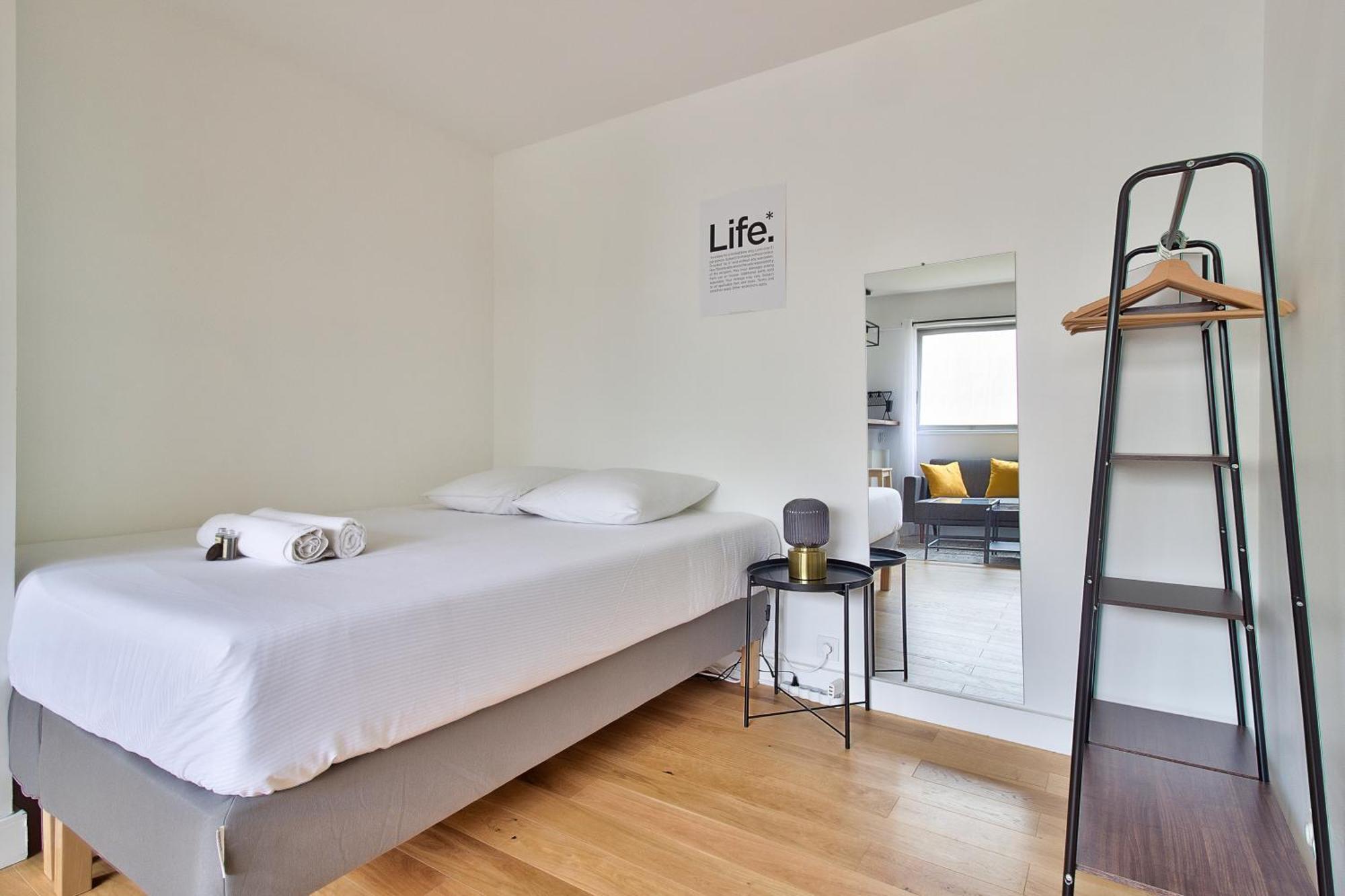 T2 Moderne Proche Du Sacre-coeur Et Gare Du Nord Apartment
