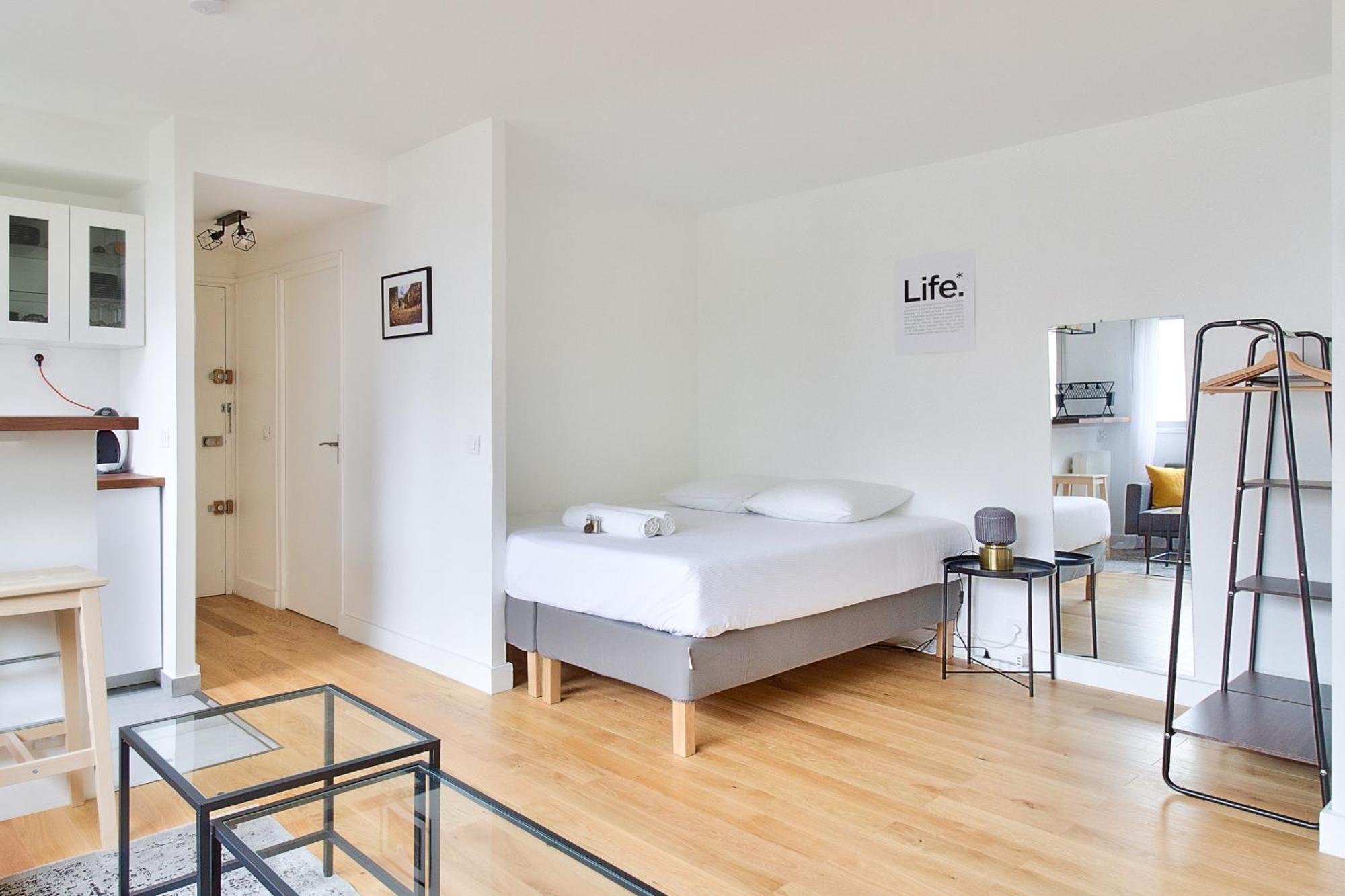 Apartment T2 Moderne Proche Du Sacre-coeur Et Gare Du Nord Paris