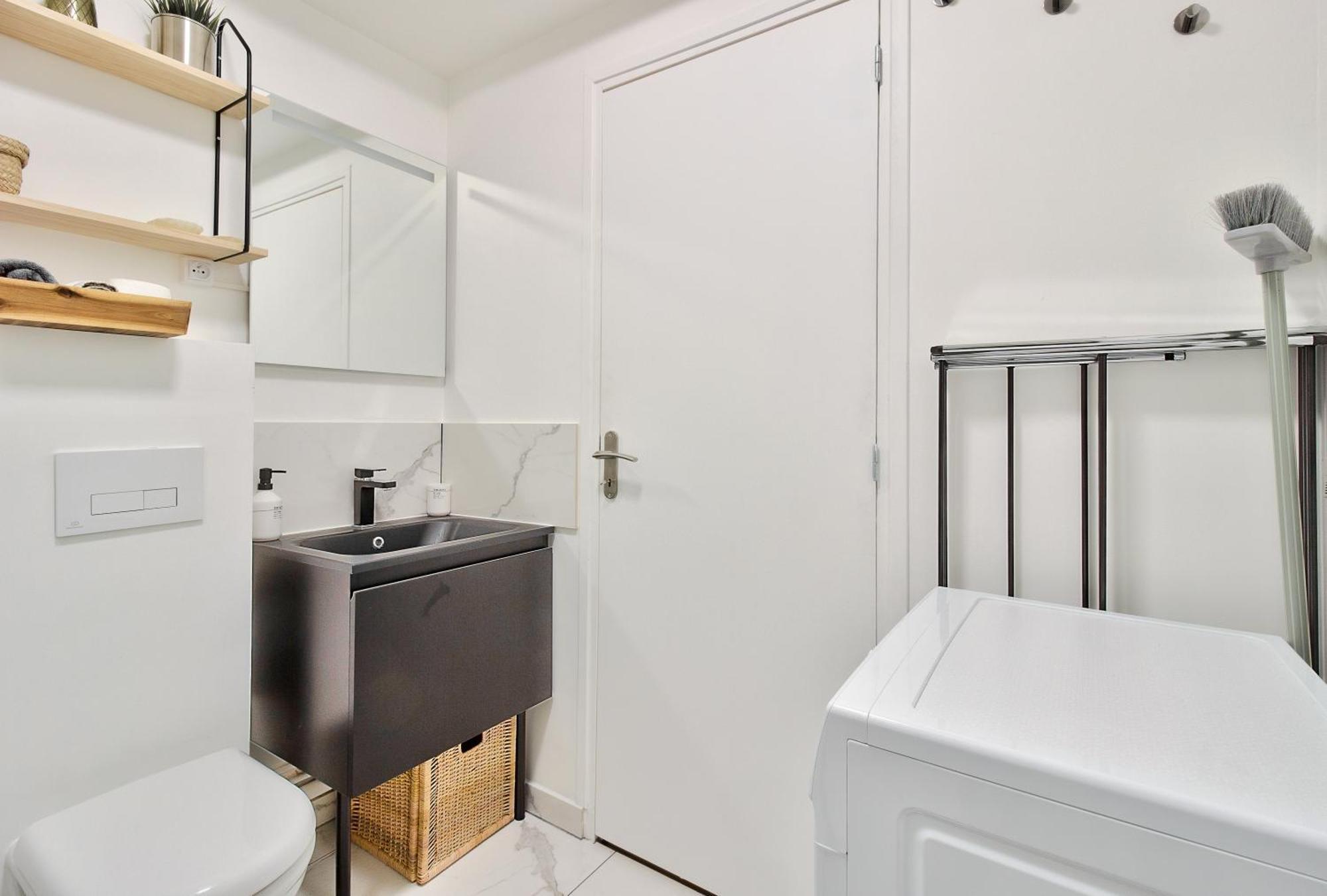 T2 Moderne Proche Du Sacre-coeur Et Gare Du Nord Apartment